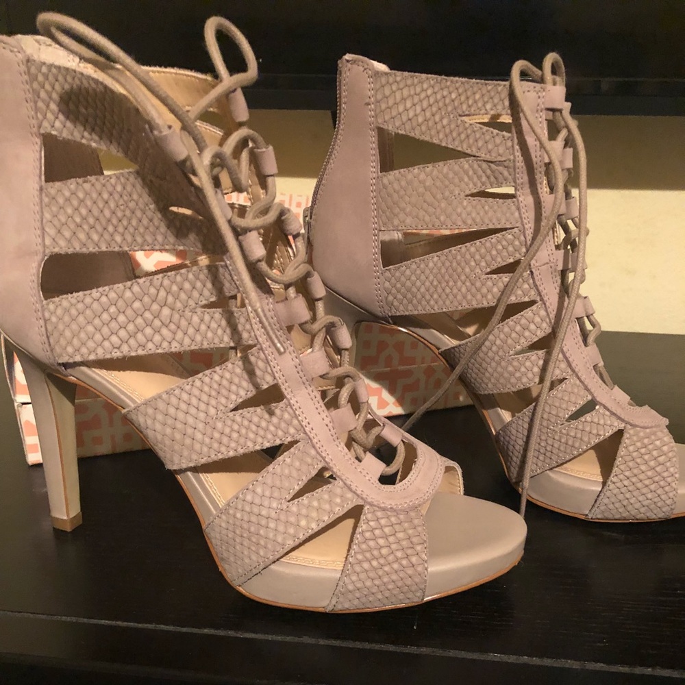 Gianni Bini Lace up Heels